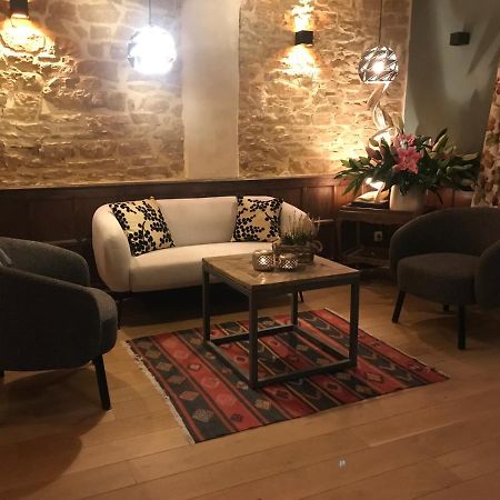 La Maison Blanche De Martue Florenville Bagian luar foto