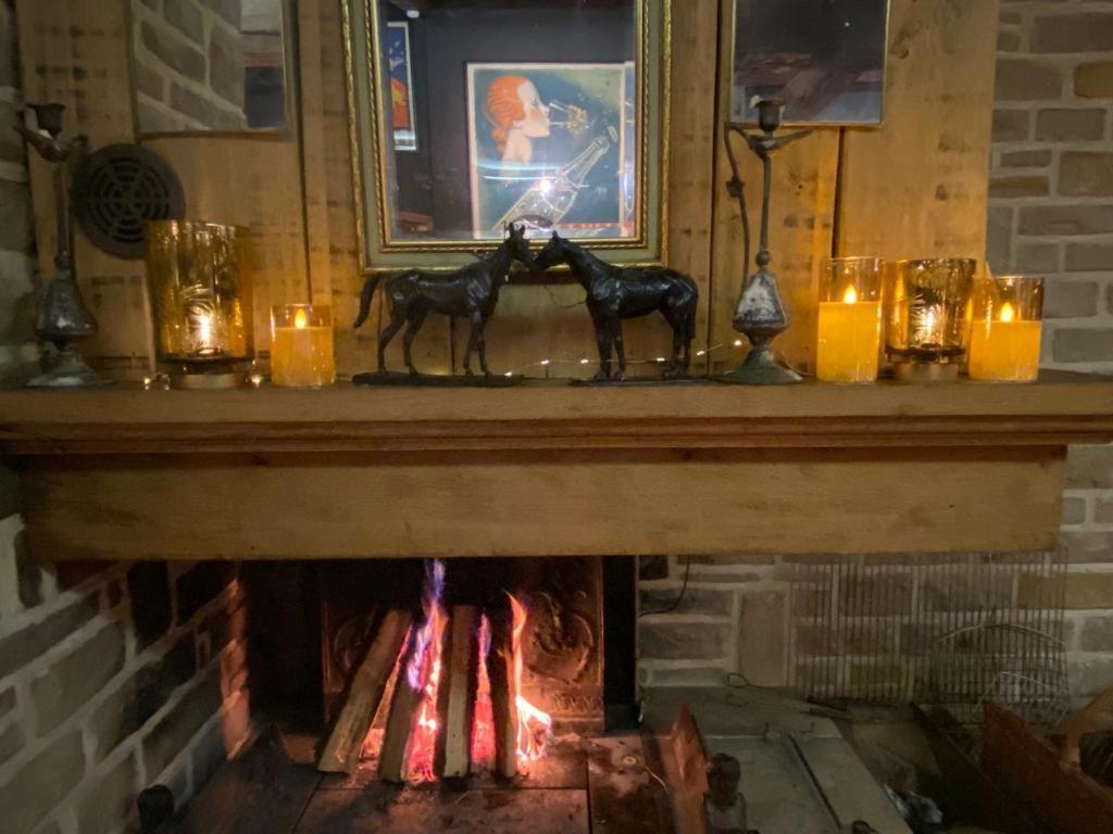 La Maison Blanche De Martue Florenville Bagian luar foto