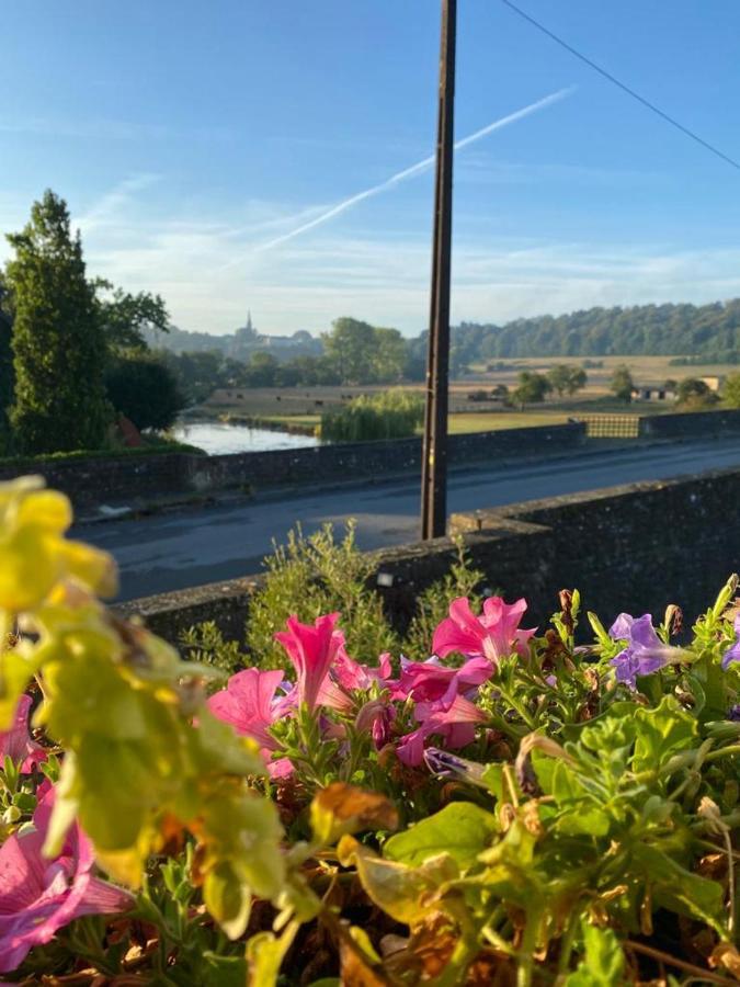 La Maison Blanche De Martue Florenville Bagian luar foto